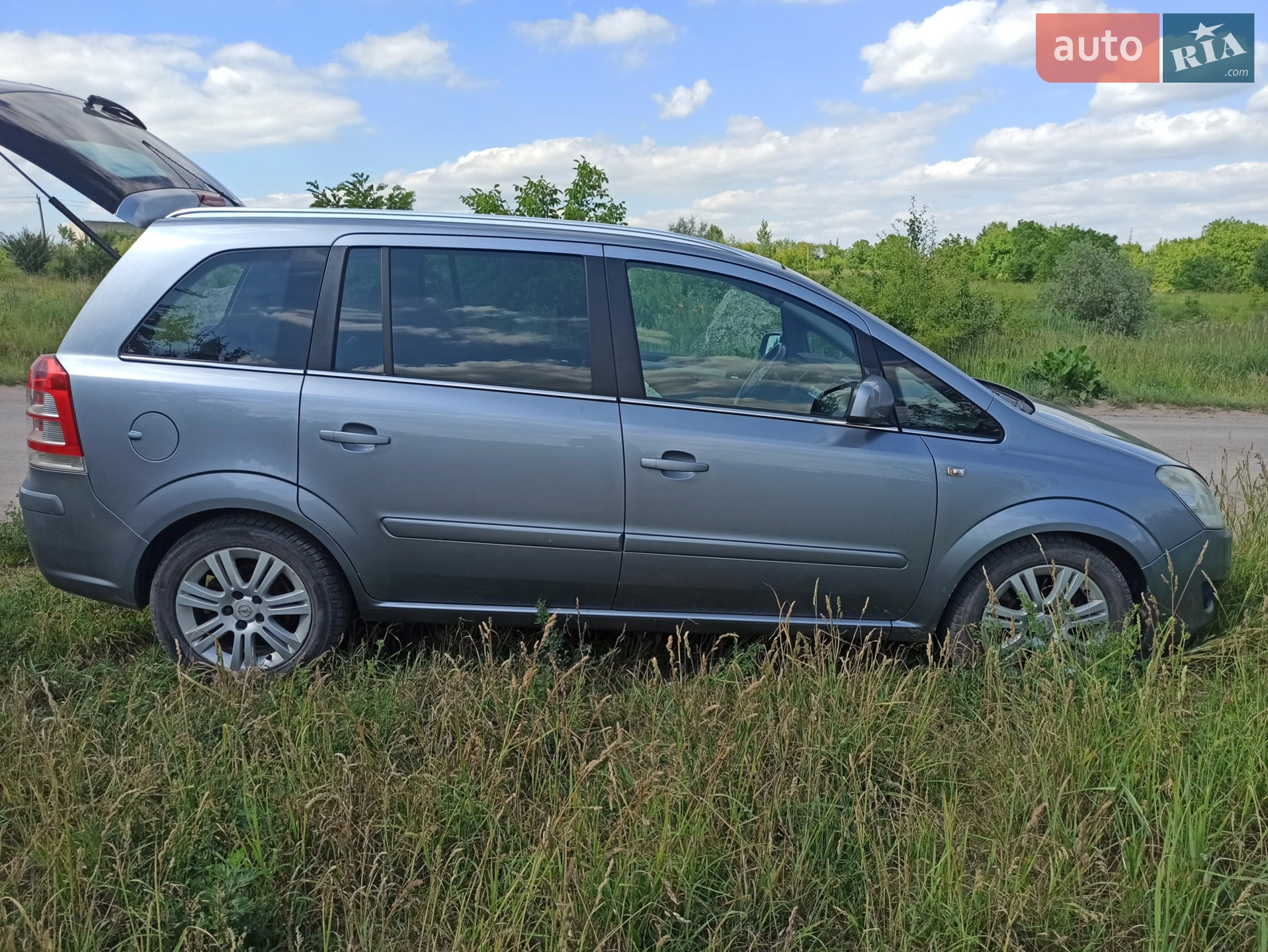 2010 Opel Zafira - мініатюра 28