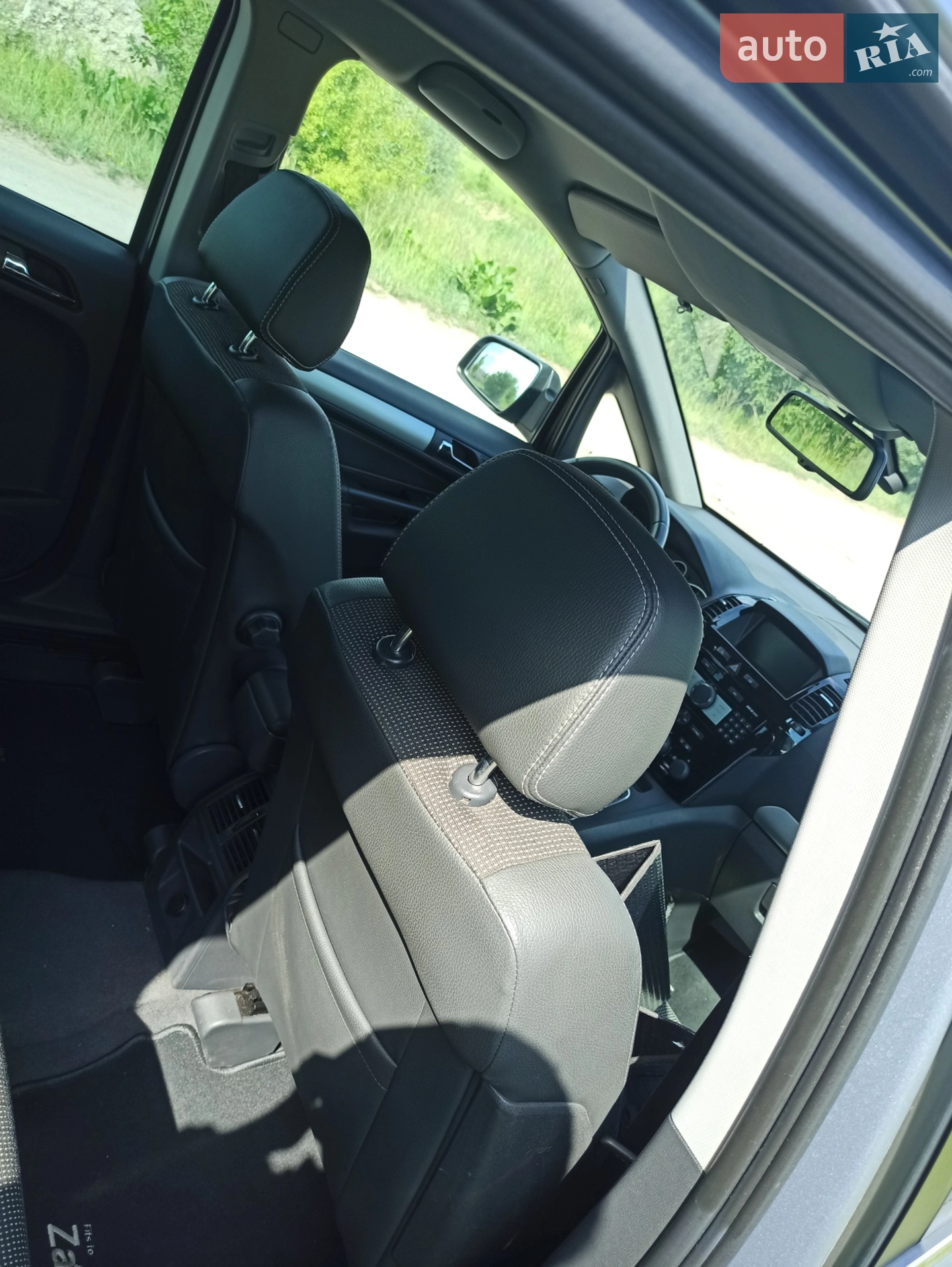 2010 Opel Zafira - мініатюра 30