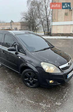 Минивэн Opel Zafira 2006 в Полтаве