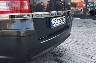 Минивэн Opel Zafira 2011 в 