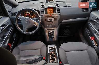 Мінівен Opel Zafira 2006 в Луцьку