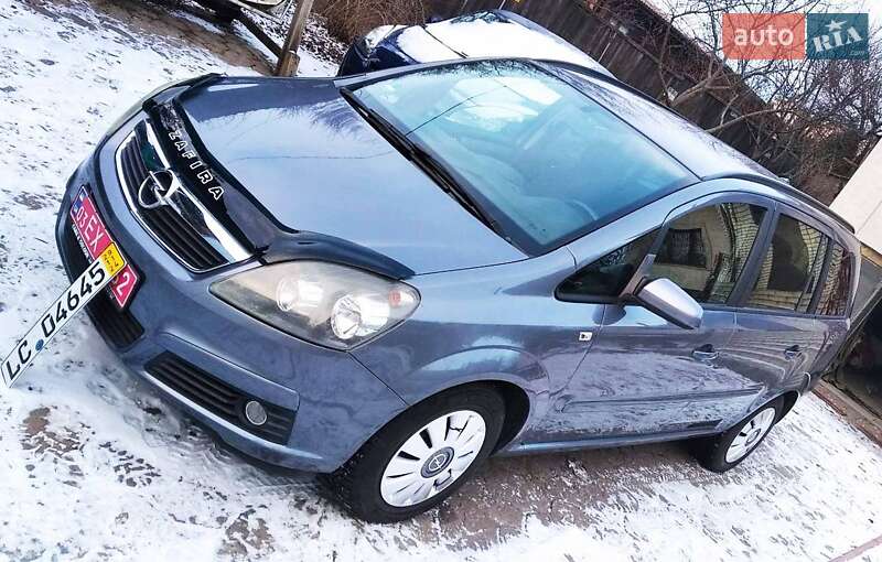 Минивэн Opel Zafira 2007 в Чернигове