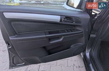 Мінівен Opel Zafira 2010 в Дубні