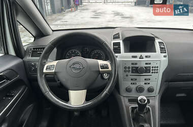 Мінівен Opel Zafira 2010 в Полтаві