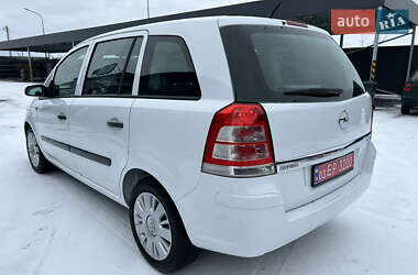 Мінівен Opel Zafira 2010 в Полтаві