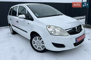 Мінівен Opel Zafira 2010 в Полтаві