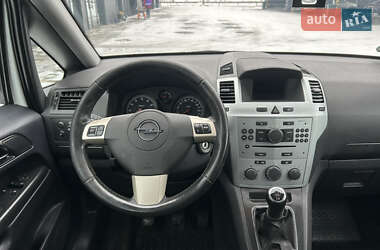 Мінівен Opel Zafira 2010 в Полтаві