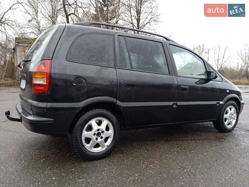 Минивэн Opel Zafira 1999 в Шполе
