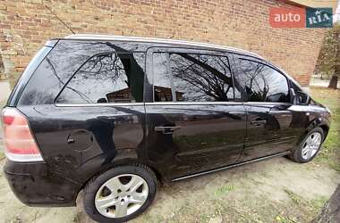 Минивэн Opel Zafira 2009 в Лубнах