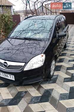 Минивэн Opel Zafira 2005 в Вознесенске