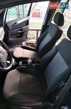 Минивэн Opel Zafira 2011 в Дрогобыче