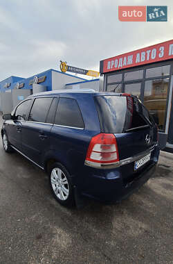 Мінівен Opel Zafira 2011 в Кам'янці