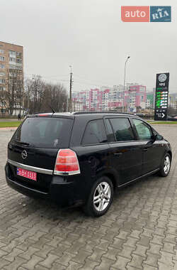 Минивэн Opel Zafira 2007 в Луцке