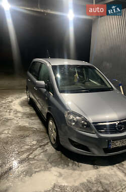 Мінівен Opel Zafira 2011 в Бродах