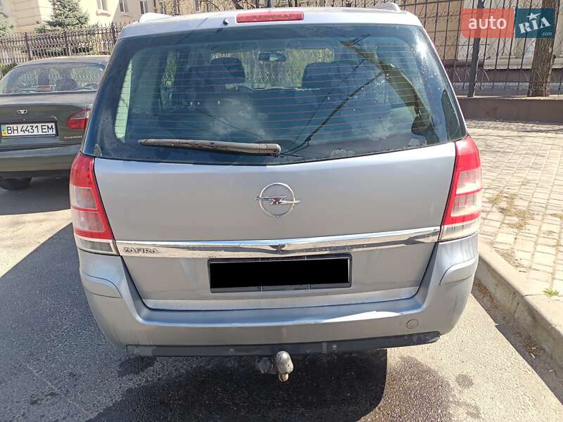 Opel Zafira 2009