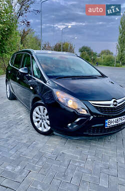 Минивэн Opel Zafira 2012 в Гайвороне