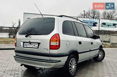 Минивэн Opel Zafira 2002 в Томашполе