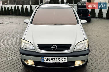 Минивэн Opel Zafira 2002 в Томашполе