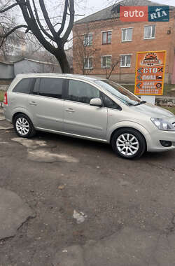 Мінівен Opel Zafira 2011 в 