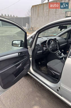 Мінівен Opel Zafira 2011 в 