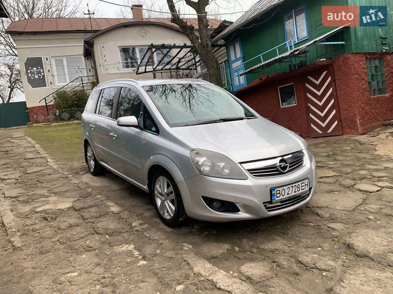 Opel Zafira 2008
