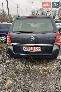 Минивэн Opel Zafira 2009 в Луцке