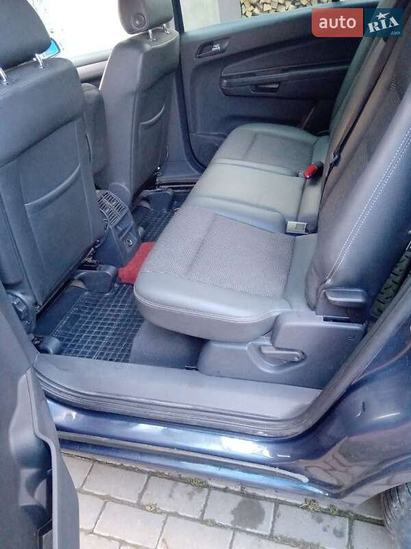Мінівен Opel Zafira 2007 в Рівному