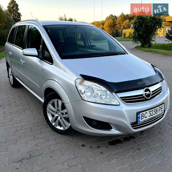 Минивэн Opel Zafira 2008 в Бродах