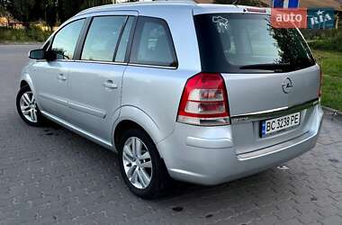 Минивэн Opel Zafira 2008 в 