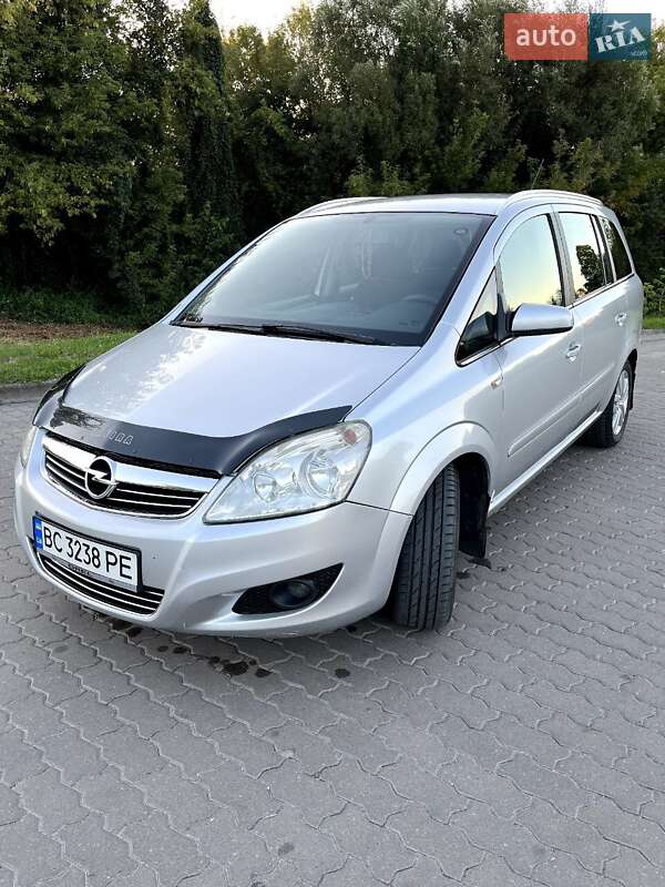Минивэн Opel Zafira 2008 в Бродах