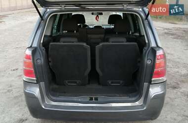 Минивэн Opel Zafira 2005 в 
