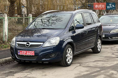 Мінівен Opel Zafira 2011 в Луцьку