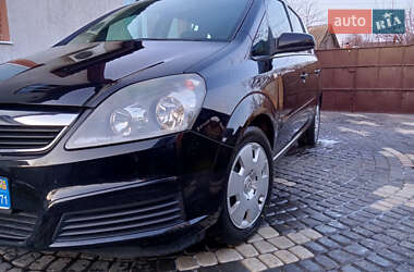 Минивэн Opel Zafira 2006 в Прилуках