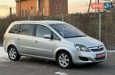 Минивэн Opel Zafira 2011 в Виннице