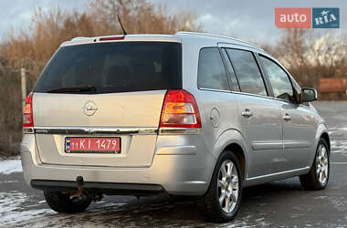 Минивэн Opel Zafira 2011 в Виннице