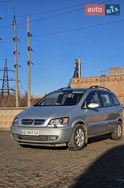 Мінівен Opel Zafira 2005 в Кривому Розі