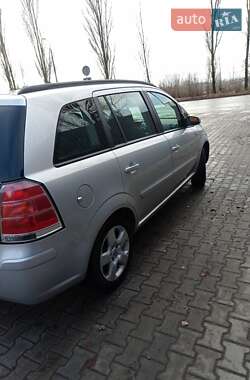 Мінівен Opel Zafira 2006 в Чернігові