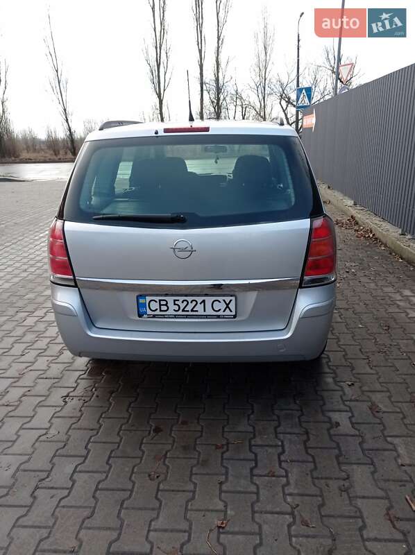 Мінівен Opel Zafira 2006 в Чернігові