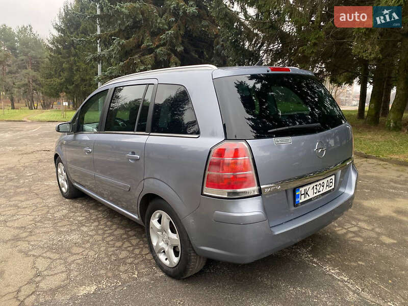 Мінівен Opel Zafira 2007 в Рівному
