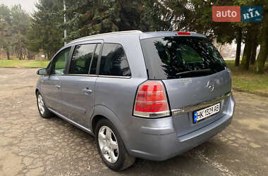 Мінівен Opel Zafira 2007 в Рівному