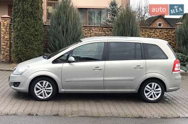 Мінівен Opel Zafira 2008 в Луцьку