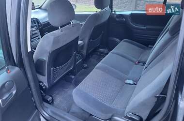 Минивэн Opel Zafira 2004 в Киеве