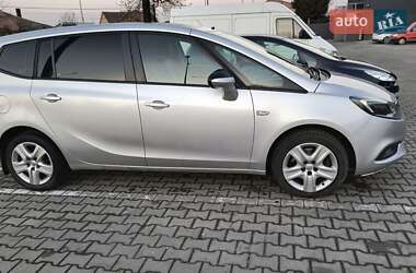 Минивэн Opel Zafira 2016 в Ужгороде