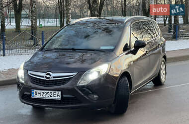 Минивэн Opel Zafira 2014 в Житомире