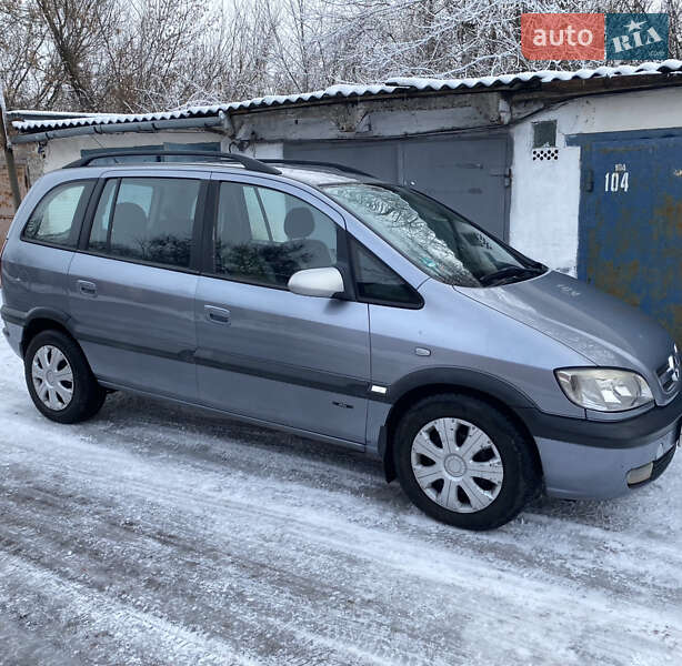 Opel Zafira 2003