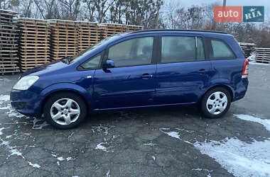 Минивэн Opel Zafira 2008 в Житомире