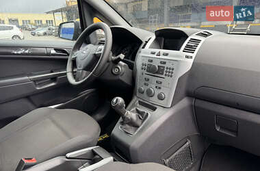 Мінівен Opel Zafira 2011 в Рівному