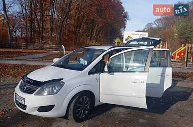 Мінівен Opel Zafira 2010 в Бережанах