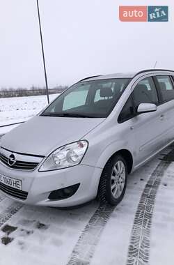 Мінівен Opel Zafira 2008 в Луцьку