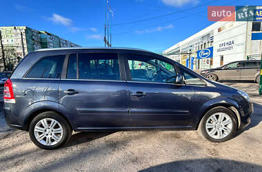 Мінівен Opel Zafira 2010 в Сумах